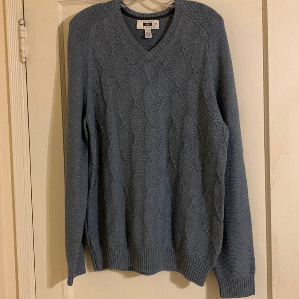 Joseph Abboud Men’s v neck Sweater